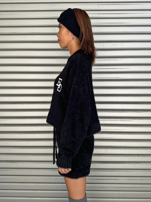 ロゴ刺繍シャギーニットトップス